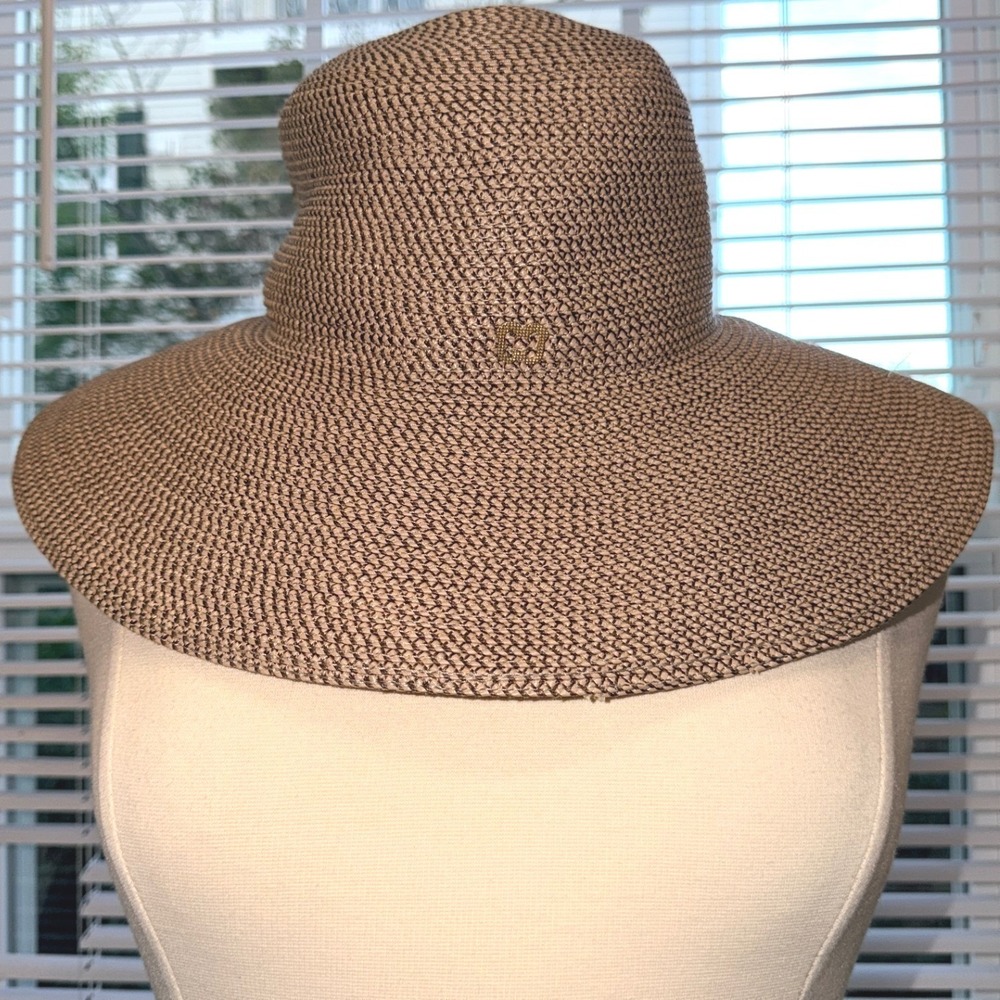 Eric Javits NY Squishee Straw Sun Hat Tan Wide Brim UPF 50+ Packable 4" brim